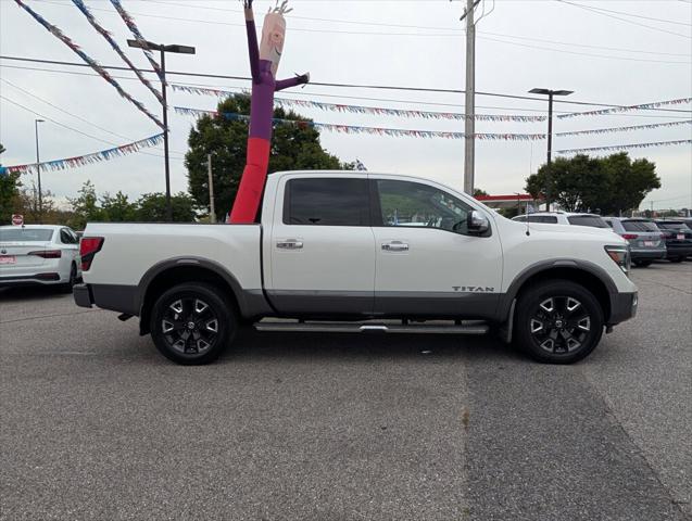2021 Nissan TITAN Crew Cab Platinum Reserve 4x4 2021 Nissan TITAN Crew Cab Platinum Reserve 4x4