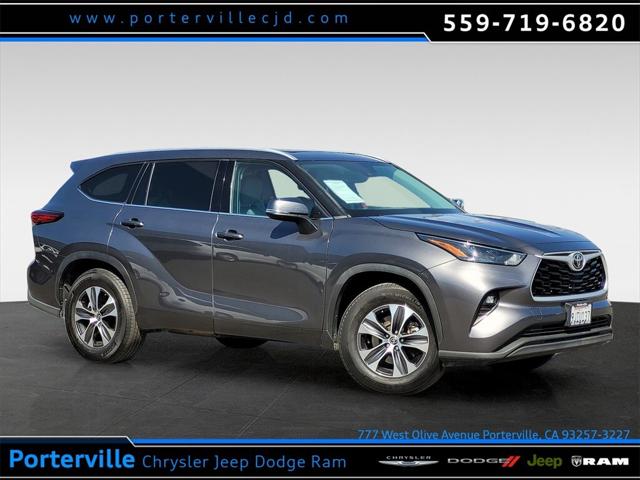 2022 Toyota Highlander XLE 2022 Toyota Highlander XLE