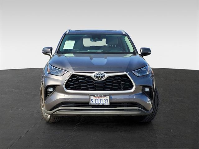 2022 Toyota Highlander XLE 2022 Toyota Highlander XLE