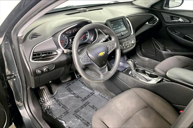 Used 2018 Chevrolet Malibu For Sale in Millington, TN