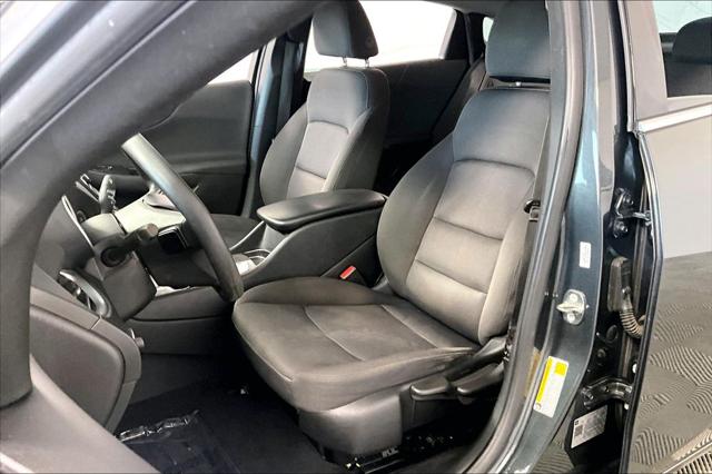 Used 2018 Chevrolet Malibu For Sale in Millington, TN