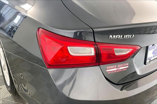 Used 2018 Chevrolet Malibu For Sale in Millington, TN