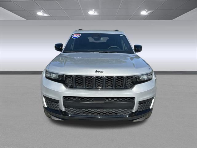 2024 Jeep Grand Cherokee L Altitude 4x4