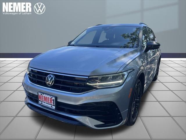 2022 Volkswagen Tiguan 2.0T SE R-Line Black
