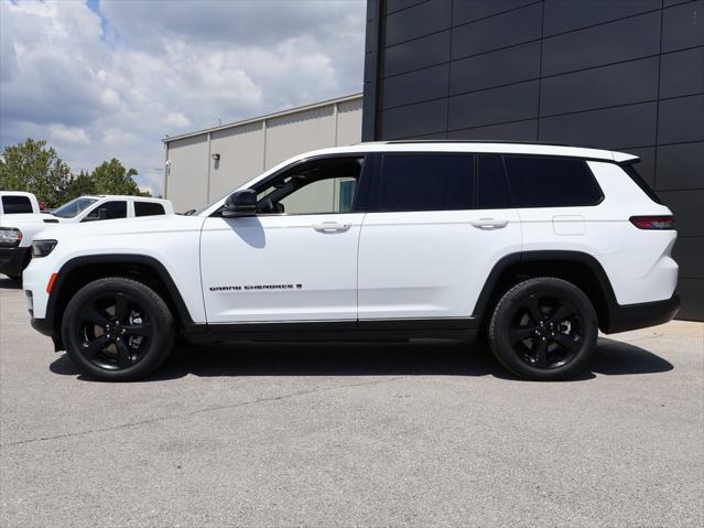2023 Jeep Grand Cherokee L Altitude 4x4