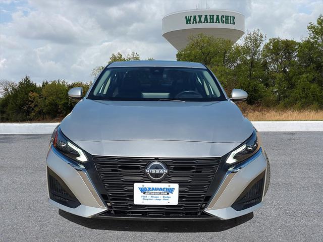 2023 Nissan Altima SL FWD