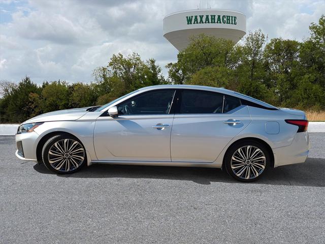 2023 Nissan Altima SL FWD