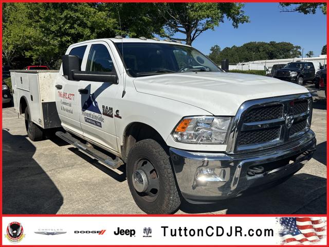2018 RAM 3500 Chassis Tradesman/SLT/Laramie