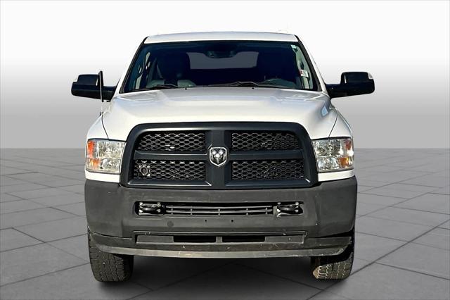 2017 RAM 3500 Tradesman Crew Cab 4x4 64 Box