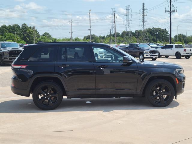 2023 Jeep Grand Cherokee Altitude 4x4