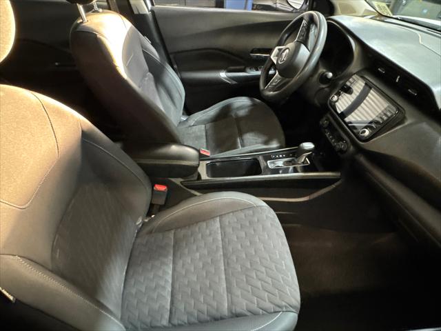 2021 Nissan Kicks SV Xtronic CVT