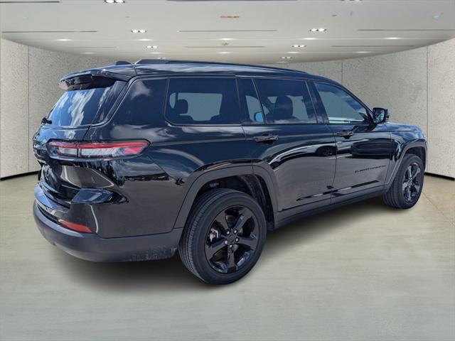 2022 Jeep Grand Cherokee L Altitude 4x2
