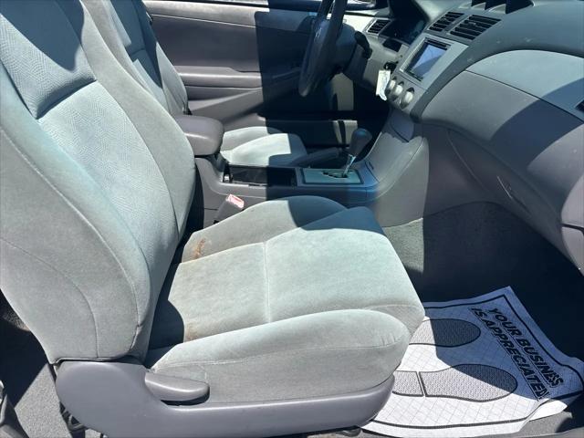 2004 Toyota Camry SLE