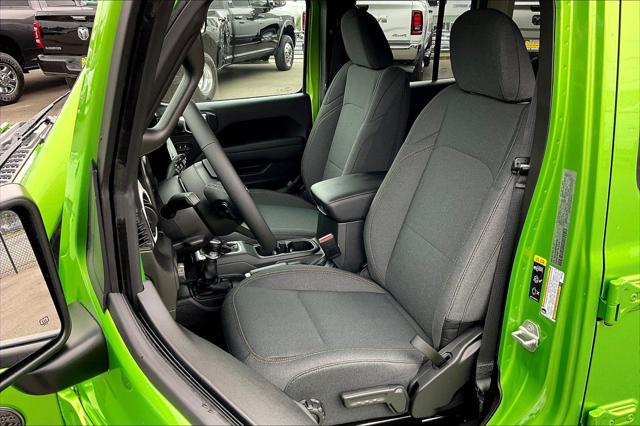2025 Jeep Wrangler 4-Door Summit 4x4