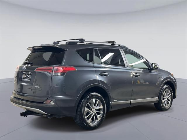 2017 Toyota RAV4 Hybrid XLE