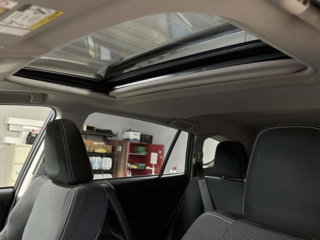 2017 Toyota RAV4 Hybrid XLE