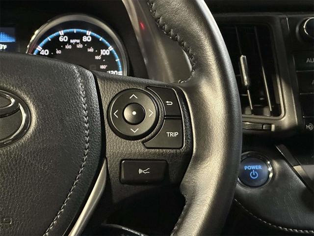 2017 Toyota RAV4 Hybrid XLE