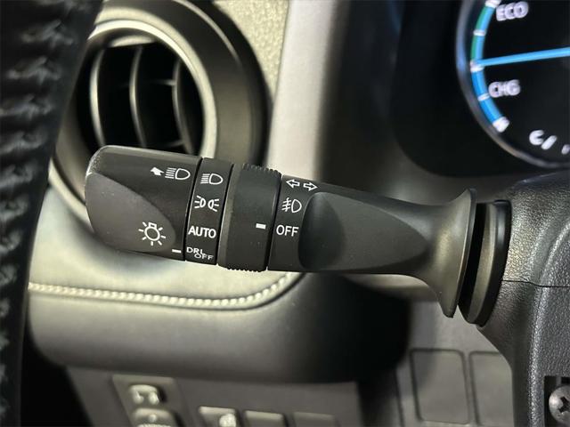 2017 Toyota RAV4 Hybrid XLE
