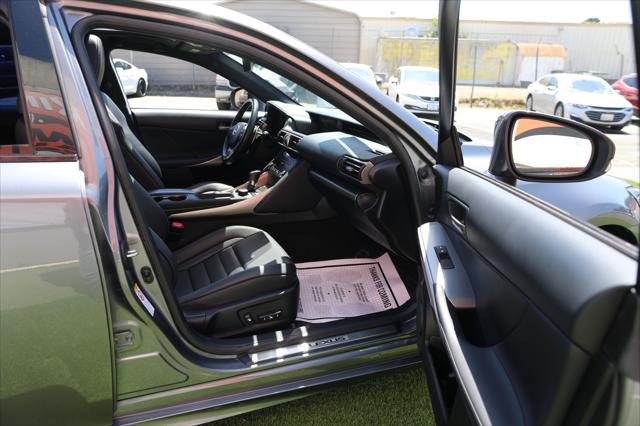 2018 Lexus IS 300 Unknown