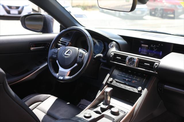 2018 Lexus IS 300 Unknown