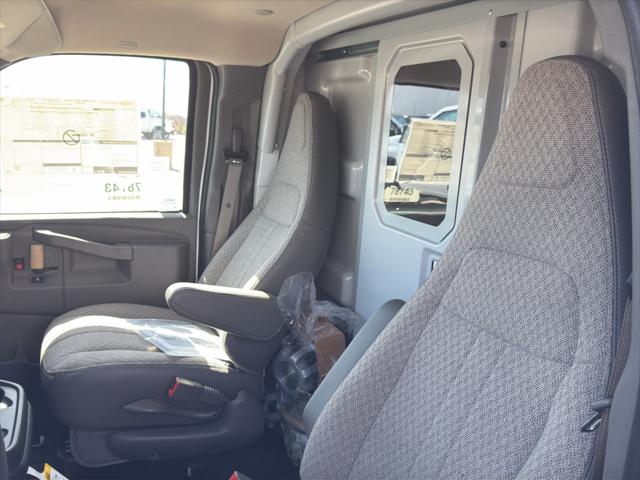 2025 Chevrolet Express Cutaway Work Van