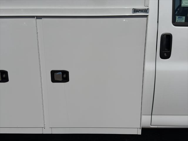 2025 Chevrolet Express Cutaway Work Van