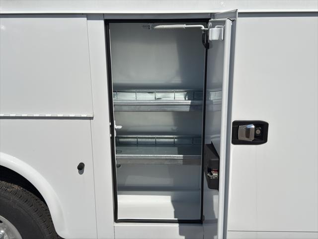 2025 Chevrolet Express Cutaway Work Van