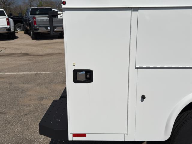 2025 Chevrolet Express Cutaway Work Van