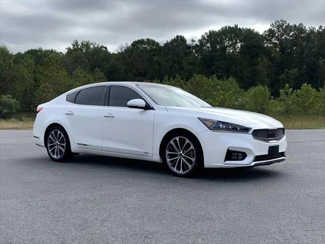 2019 Kia Cadenza Technology for sale in Little Rock, AR