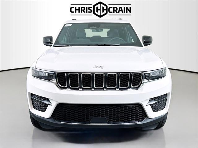 2025 Jeep Grand Cherokee GRAND CHEROKEE LAREDO 4X4 2025 Jeep Grand Cherokee GRAND CHEROKEE LAREDO 4X4