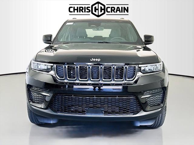 2025 Jeep Grand Cherokee GRAND CHEROKEE LAREDO 4X4 2025 Jeep Grand Cherokee GRAND CHEROKEE LAREDO 4X4