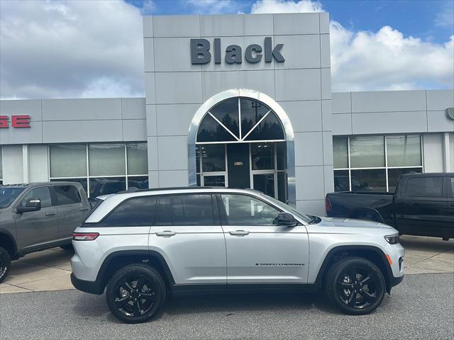 2025 Jeep Grand Cherokee GRAND CHEROKEE ALTITUDE X 4X4