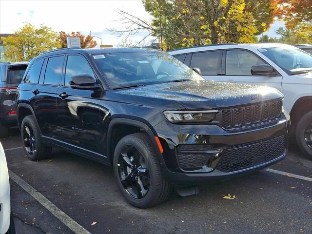 2025 Jeep Grand Cherokee GRAND CHEROKEE ALTITUDE X 4X4 2025 Jeep Grand Cherokee GRAND CHEROKEE ALTITUDE X 4X4