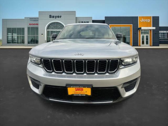 2025 Jeep Grand Cherokee GRAND CHEROKEE LAREDO X 4X4 2025 Jeep Grand Cherokee GRAND CHEROKEE LAREDO X 4X4