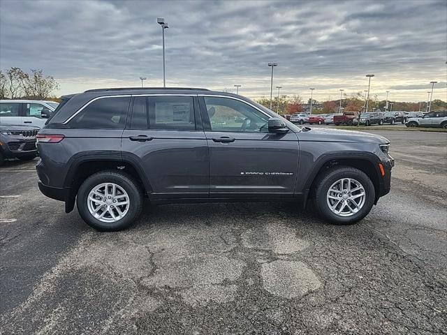 2025 Jeep Grand Cherokee GRAND CHEROKEE LAREDO X 4X4 2025 Jeep Grand Cherokee GRAND CHEROKEE LAREDO X 4X4