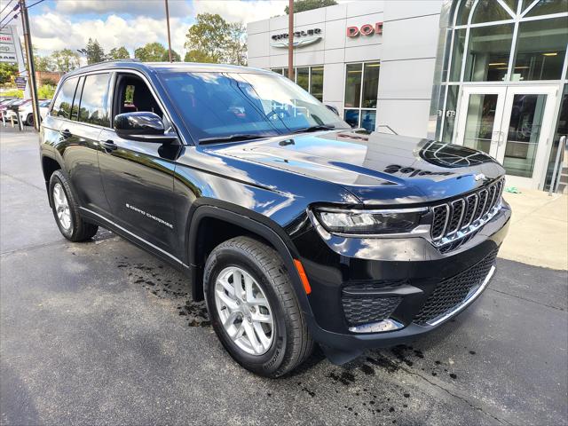 2025 Jeep Grand Cherokee GRAND CHEROKEE LAREDO X 4X4