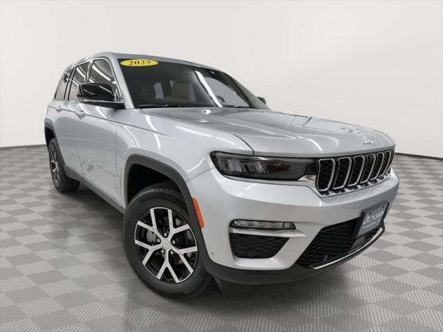 2025 Jeep Grand Cherokee GRAND CHEROKEE LIMITED 4X4 2025 Jeep Grand Cherokee GRAND CHEROKEE LIMITED 4X4