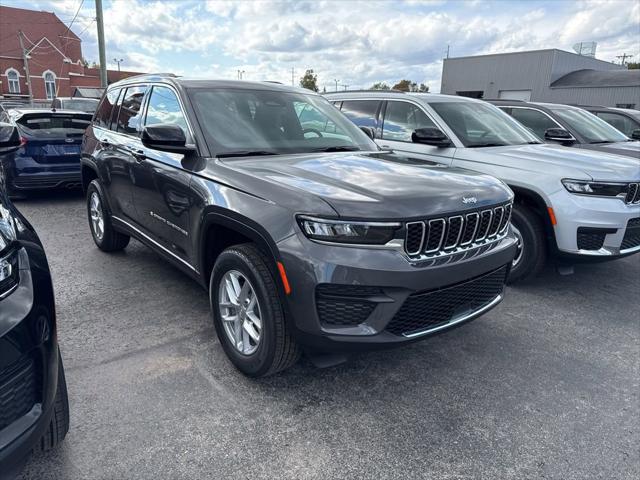 2025 Jeep Grand Cherokee GRAND CHEROKEE LAREDO X 4X4 2025 Jeep Grand Cherokee GRAND CHEROKEE LAREDO X 4X4