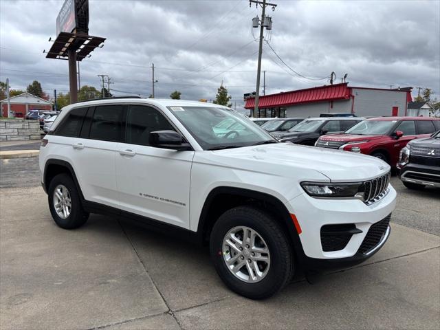 2025 Jeep Grand Cherokee GRAND CHEROKEE LAREDO 4X4 2025 Jeep Grand Cherokee GRAND CHEROKEE LAREDO 4X4
