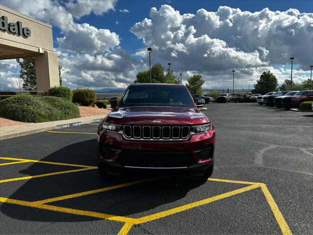 2025 Jeep Grand Cherokee GRAND CHEROKEE LAREDO X 4X4 2025 Jeep Grand Cherokee GRAND CHEROKEE LAREDO X 4X4