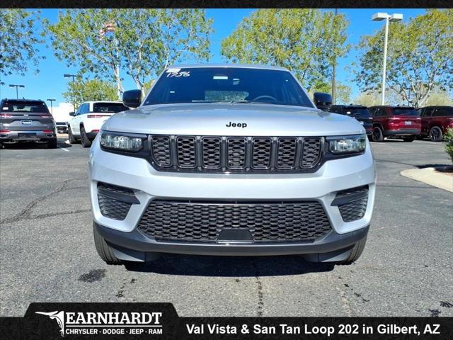 2025 Jeep Grand Cherokee GRAND CHEROKEE ALTITUDE 4X4 2025 Jeep Grand Cherokee GRAND CHEROKEE ALTITUDE 4X4