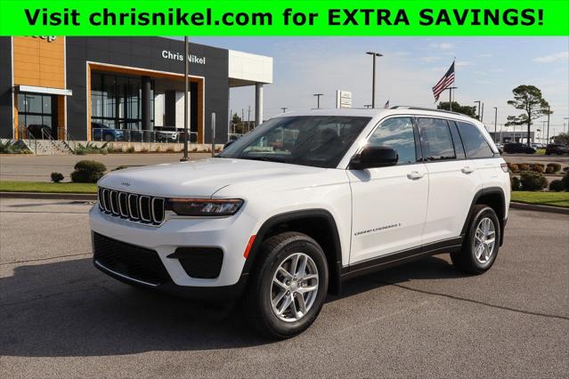 2025 Jeep Grand Cherokee GRAND CHEROKEE LAREDO X 4X4