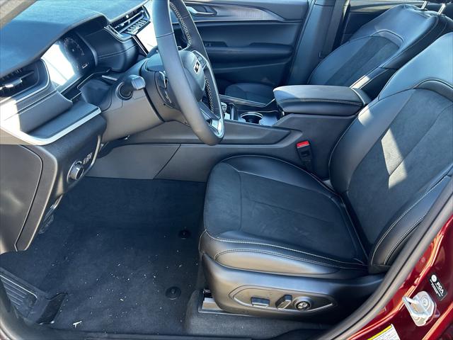 2025 Jeep Grand Cherokee Altitude X 4x4