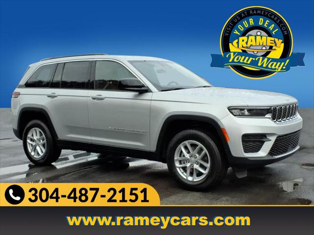 2025 Jeep Grand Cherokee GRAND CHEROKEE LAREDO X 4X4 2025 Jeep Grand Cherokee GRAND CHEROKEE LAREDO X 4X4
