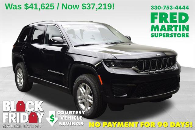 2025 Jeep Grand Cherokee GRAND CHEROKEE LAREDO 4X4