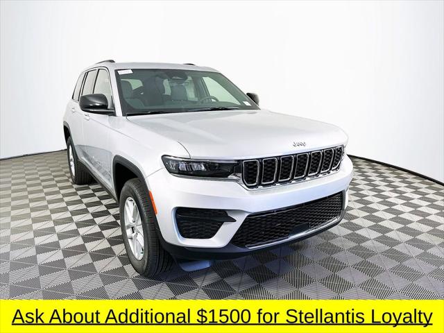 2025 Jeep Grand Cherokee GRAND CHEROKEE LAREDO X 4X4