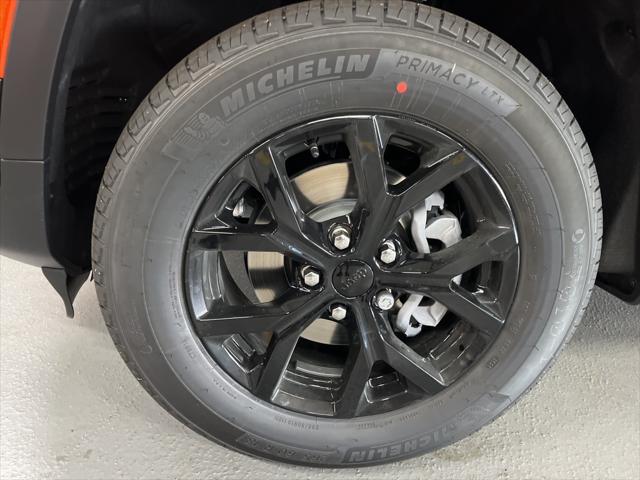 2025 Jeep Grand Cherokee GRAND CHEROKEE ALTITUDE X 4X4 2025 Jeep Grand Cherokee GRAND CHEROKEE ALTITUDE X 4X4