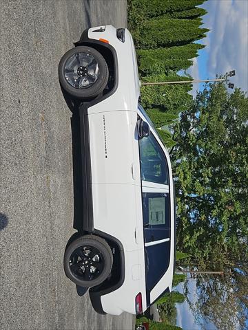 2025 Jeep Grand Cherokee GRAND CHEROKEE LIMITED 4X4 2025 Jeep Grand Cherokee GRAND CHEROKEE LIMITED 4X4