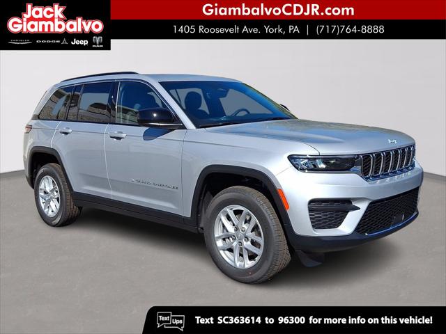 2025 Jeep Grand Cherokee GRAND CHEROKEE LAREDO X 4X4