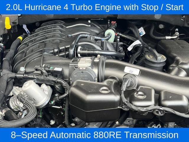 2025 Jeep Grand Cherokee GRAND CHEROKEE LAREDO X 4X4